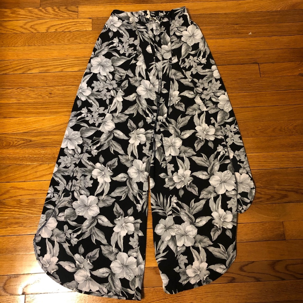 Flowered Pants